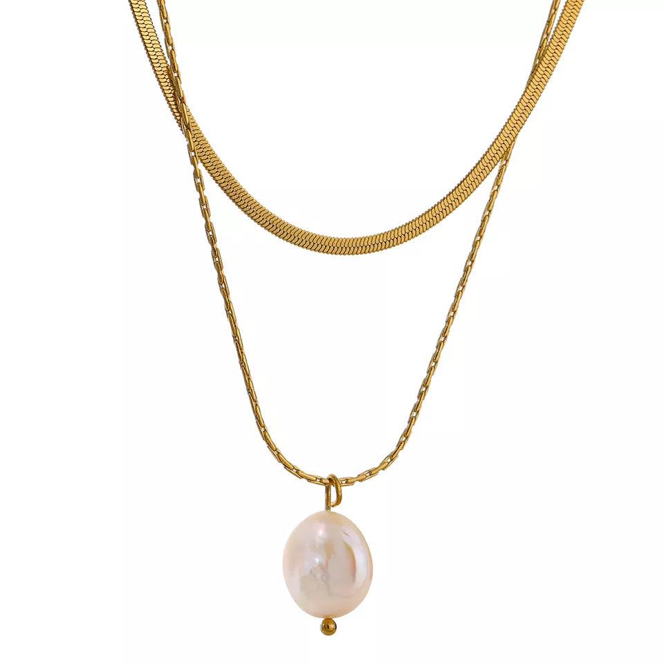 Luna Necklace